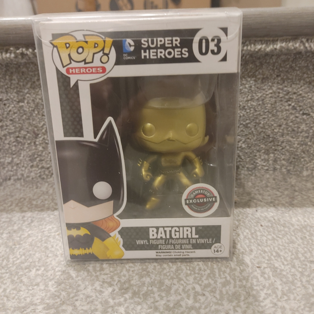 Funko Pop Heroes Batgirl Gold Vinyl Figure